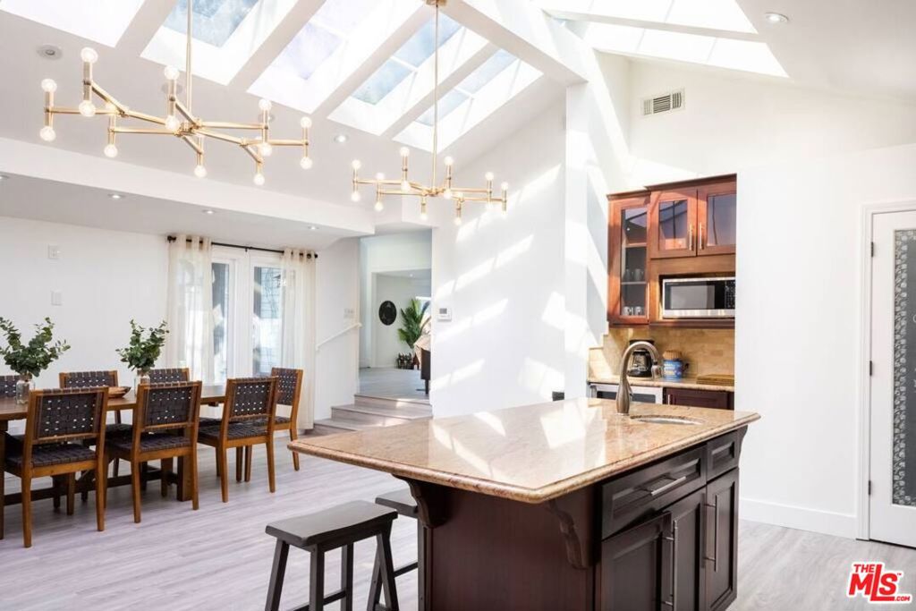 main property photo 59