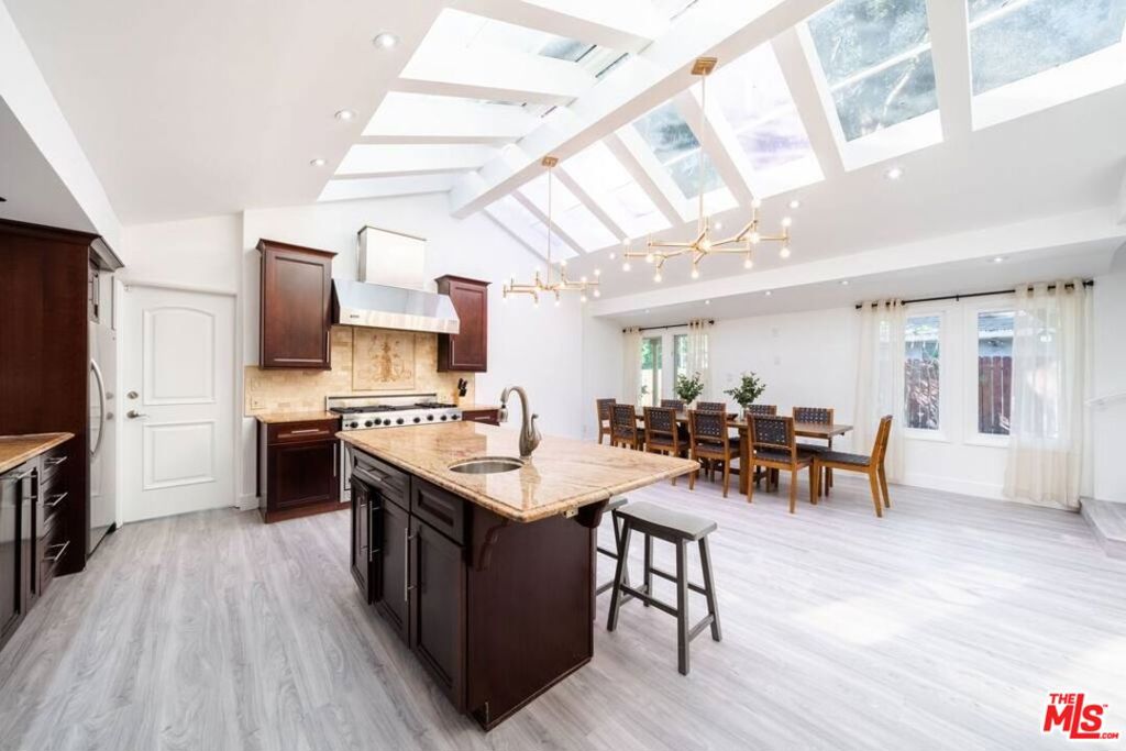 main property photo 63