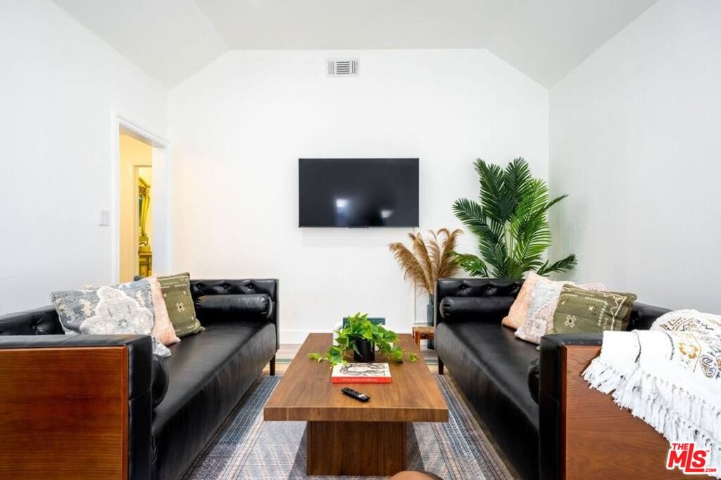 main property photo 66