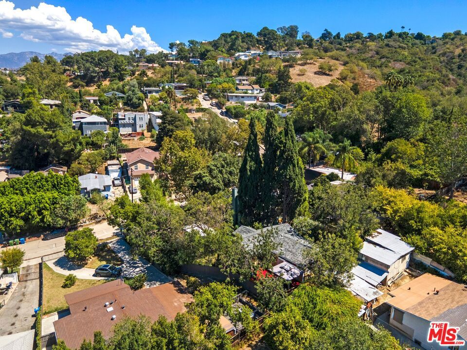 main property photo 58