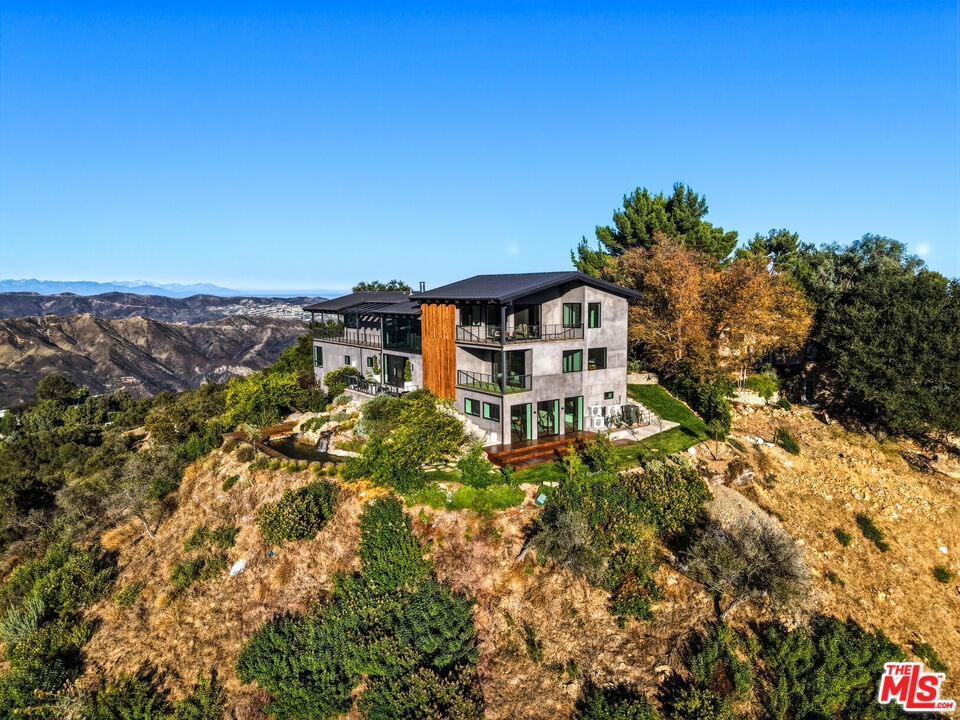 main property photo 62