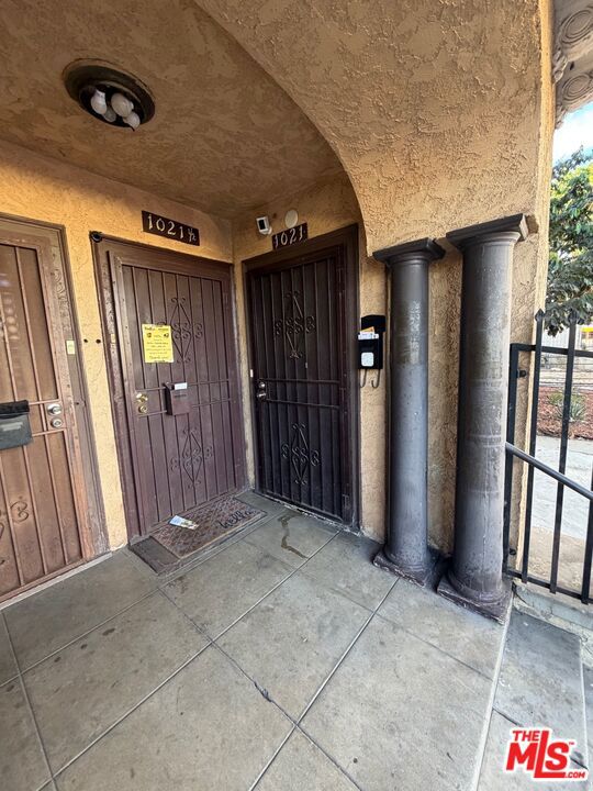 main property photo 10