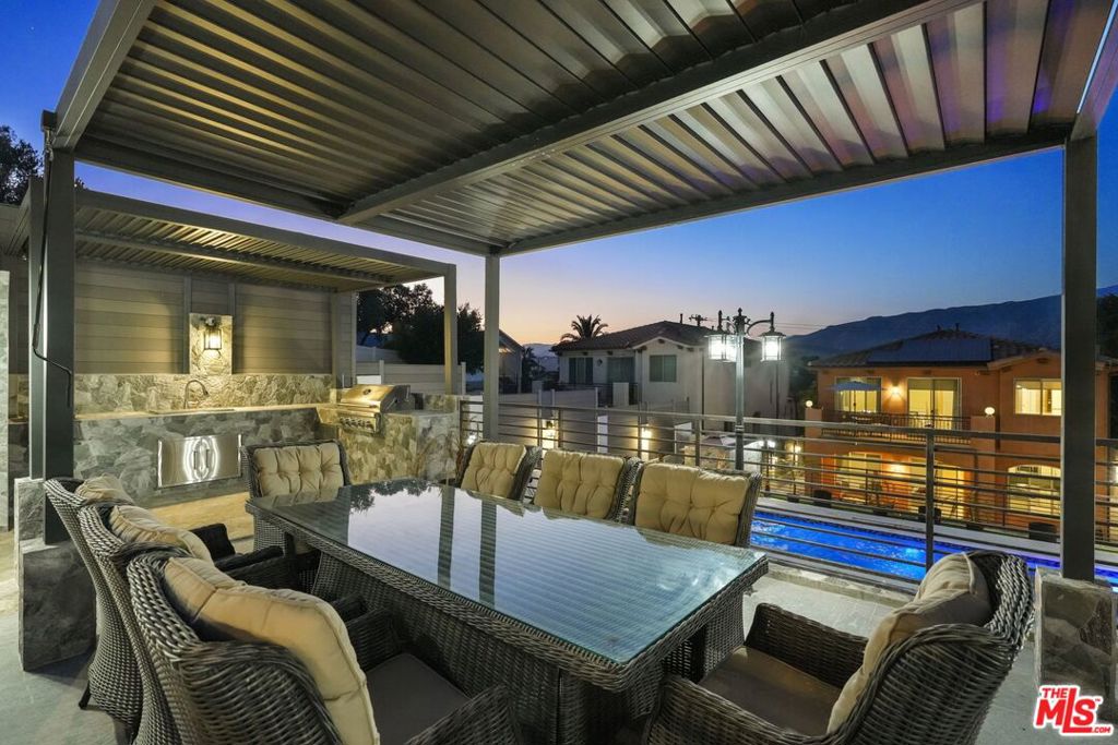 main property photo 61