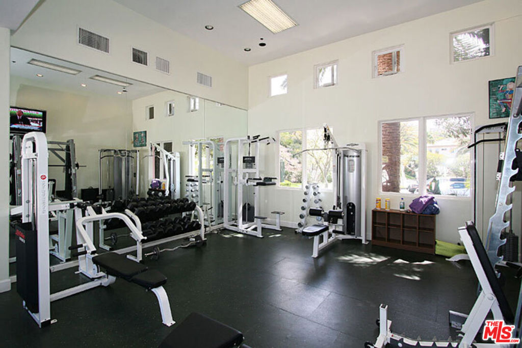 main property photo 48