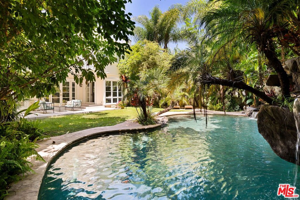main property photo 36