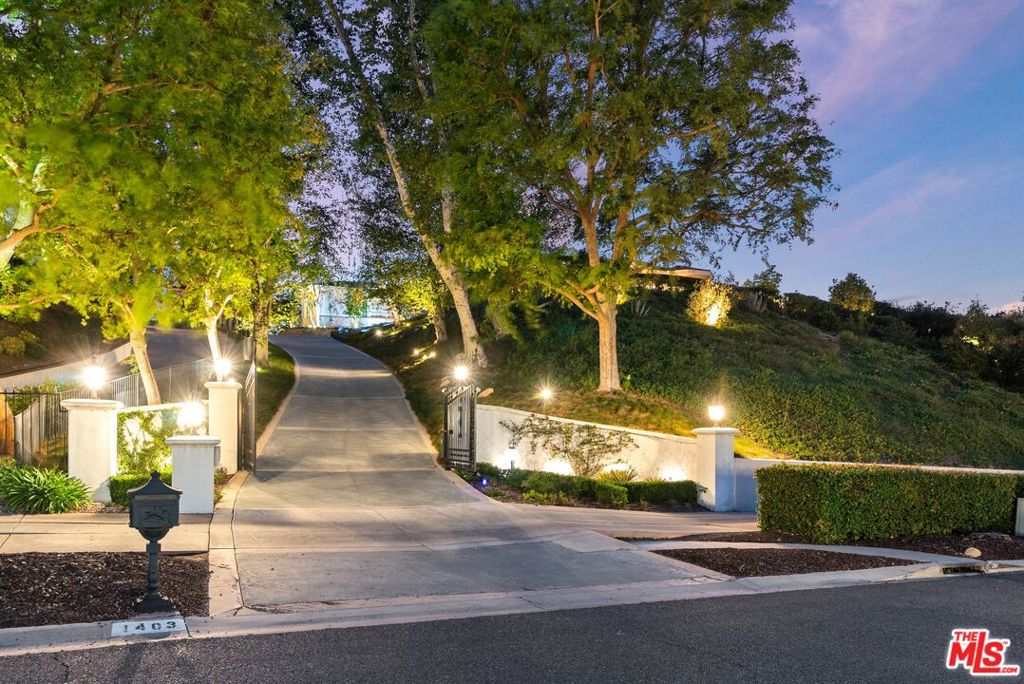 main property photo 61