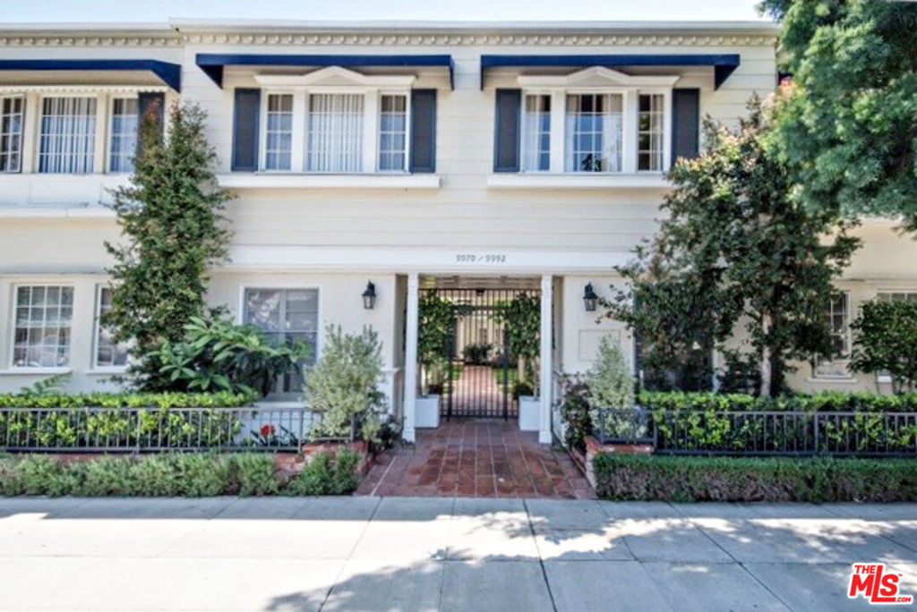 main property photo 23