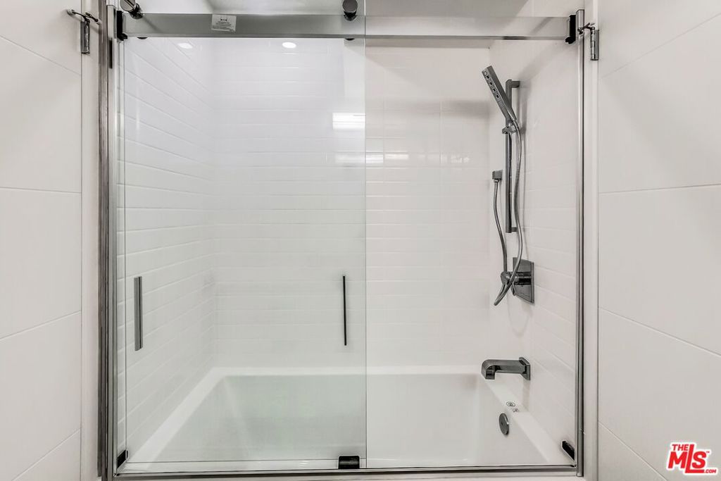 main property photo 66