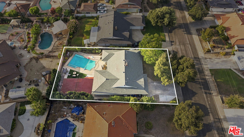 main property photo 51