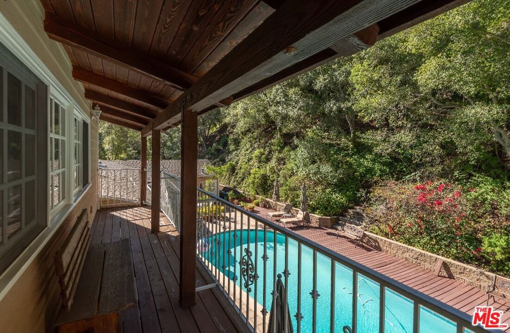 main property photo 54