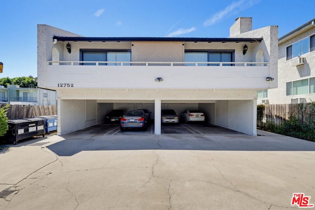 main property photo 67