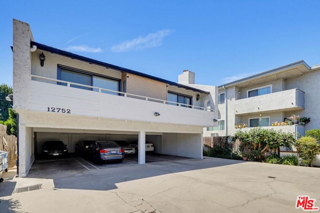 main property photo 68