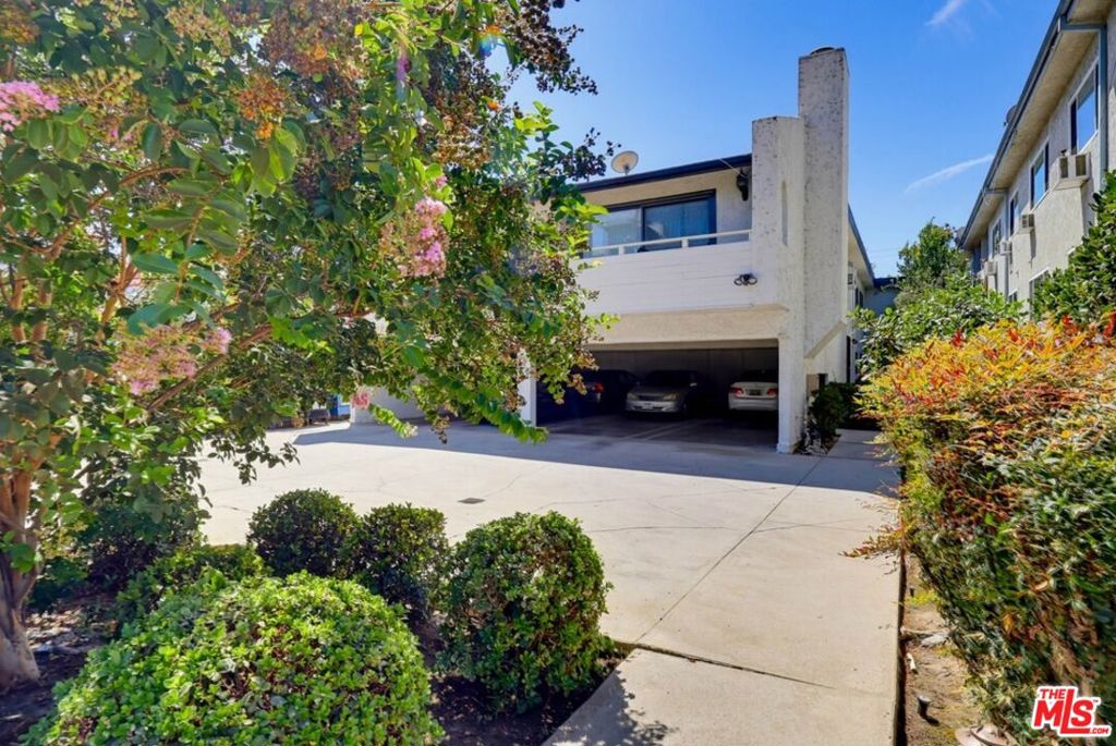 main property photo 69