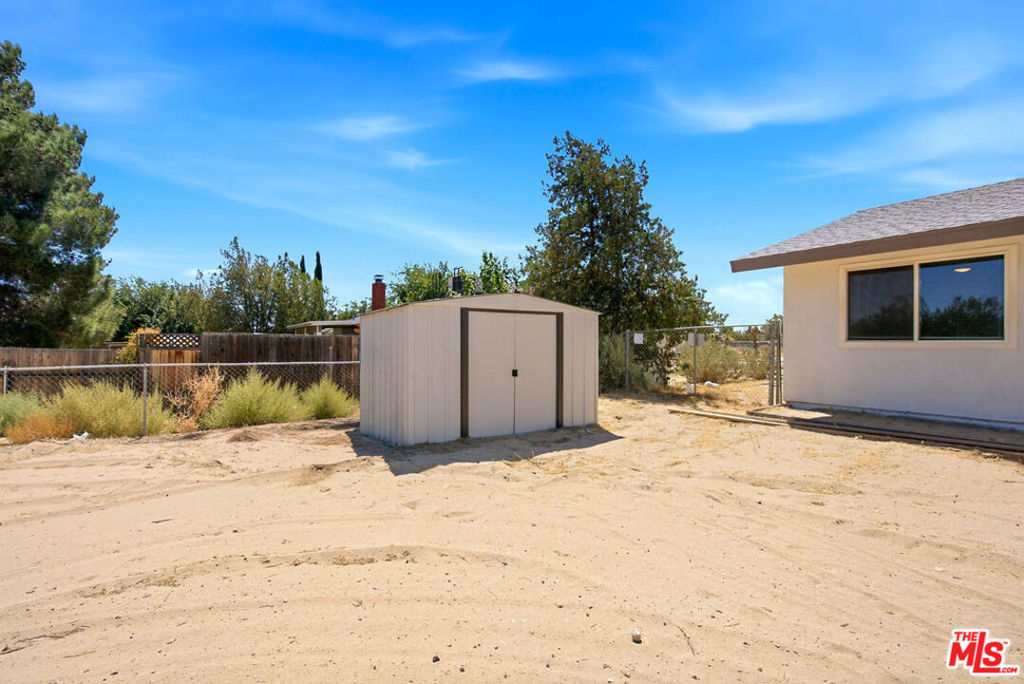 main property photo 20