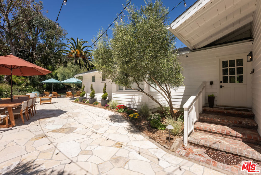 main property photo 49