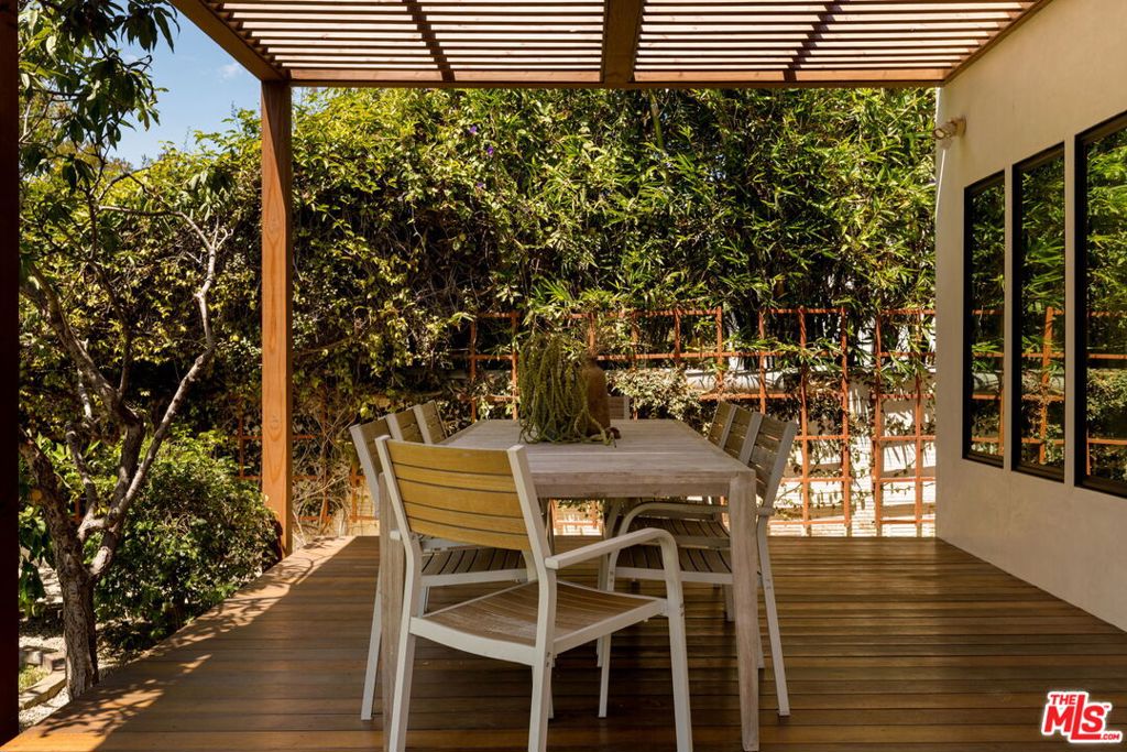 main property photo 24