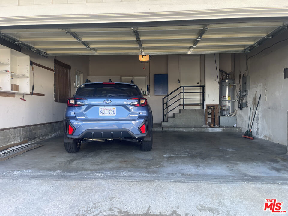 main property photo 40