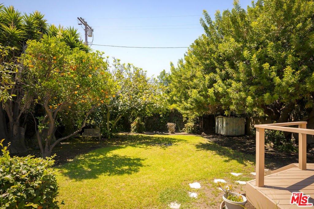main property photo 25