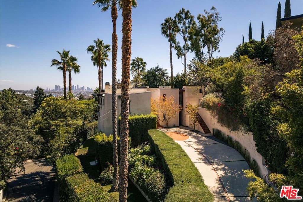 main property photo 44