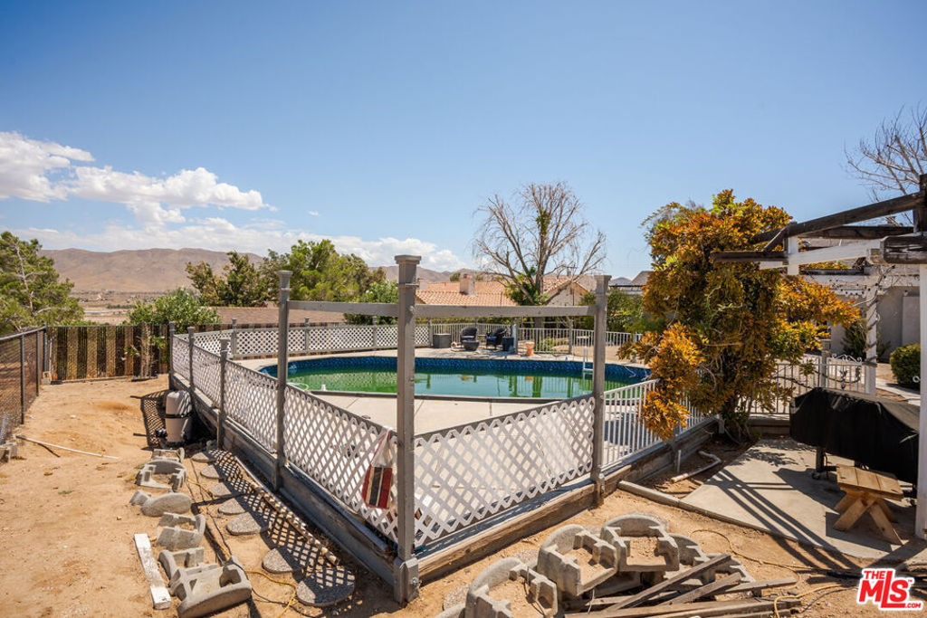 main property photo 62