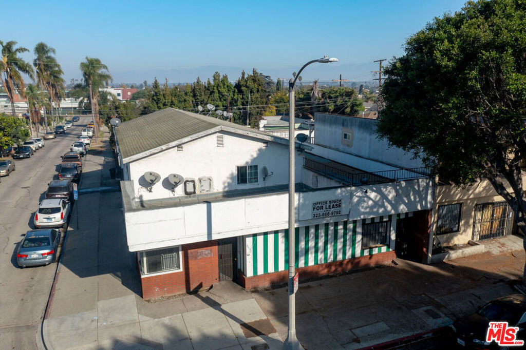 main property photo 3