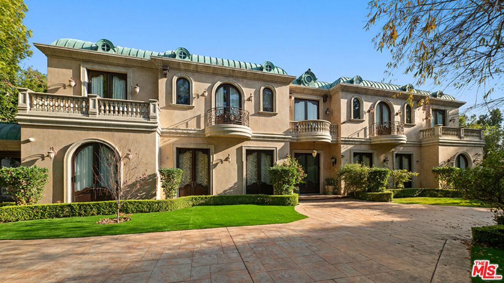 main property photo 40