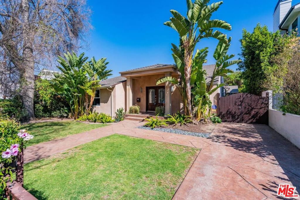 main property photo 5