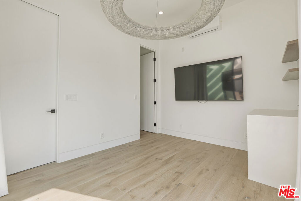 main property photo 69