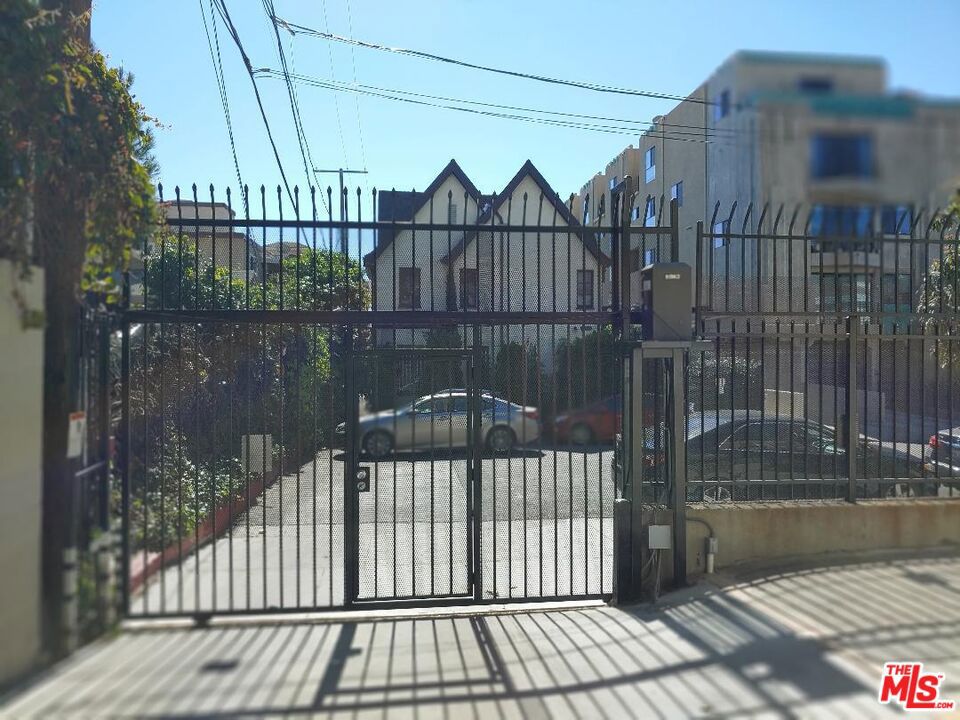 main property photo 36