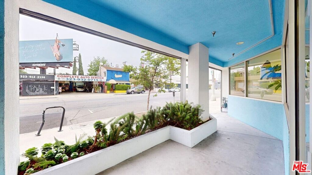 main property photo 12