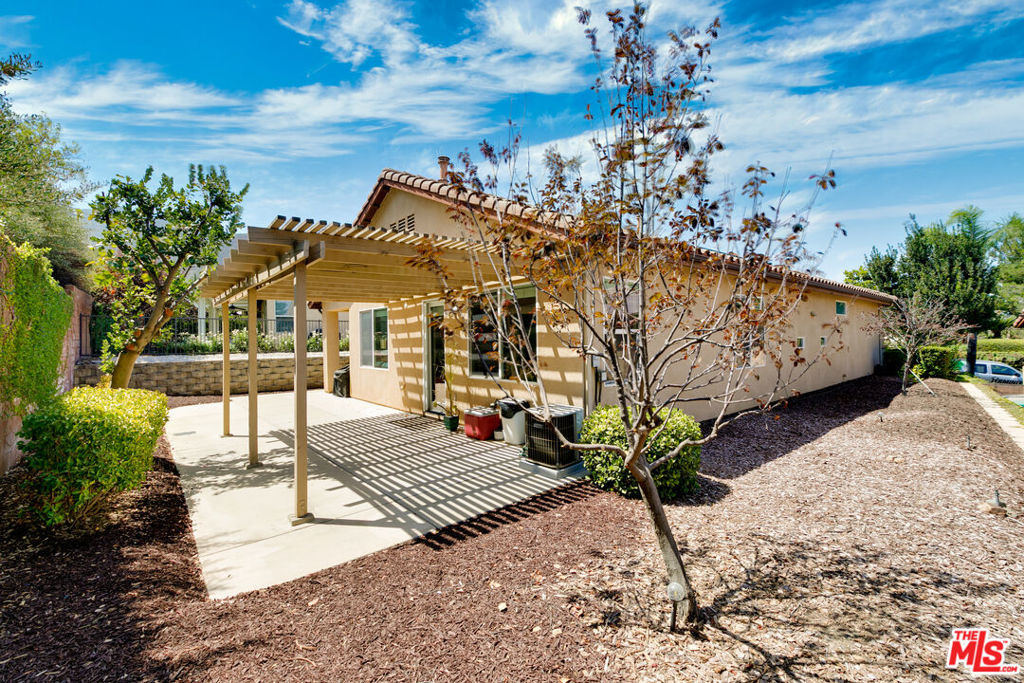 main property photo 23