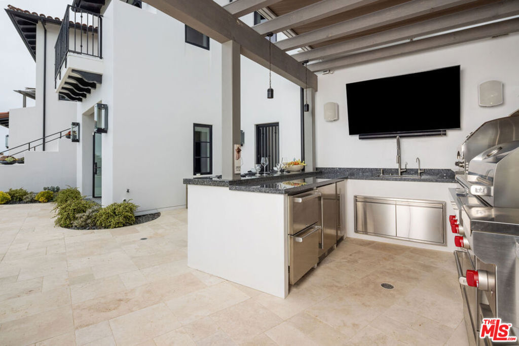 main property photo 56