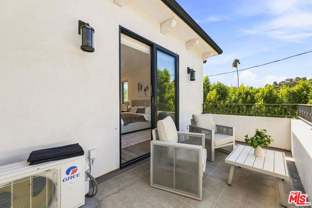main property photo 67