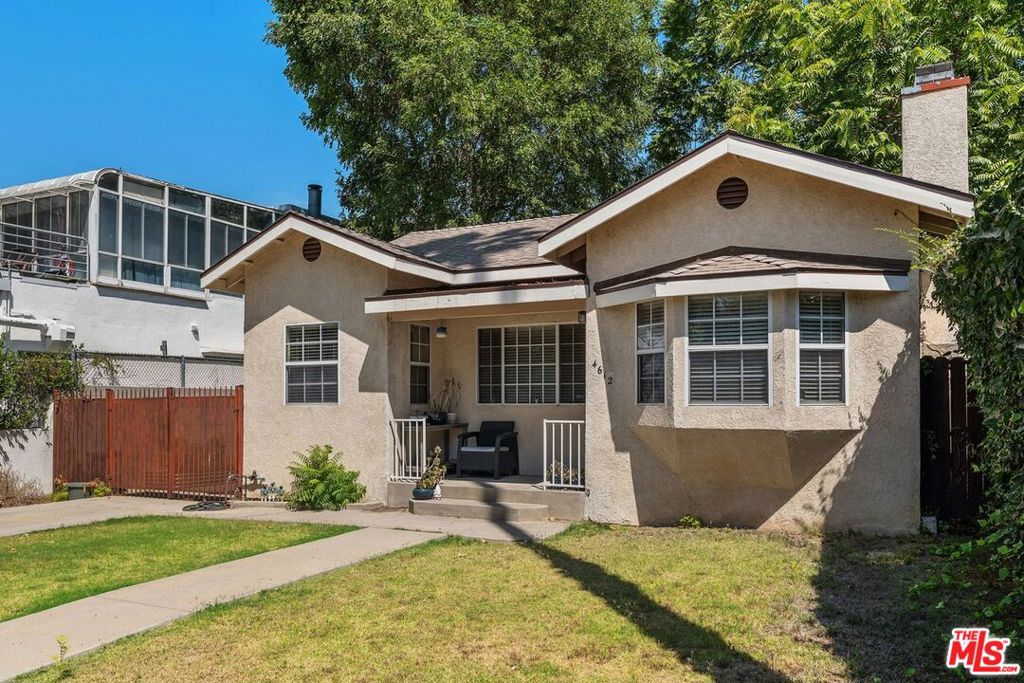 main property photo 12