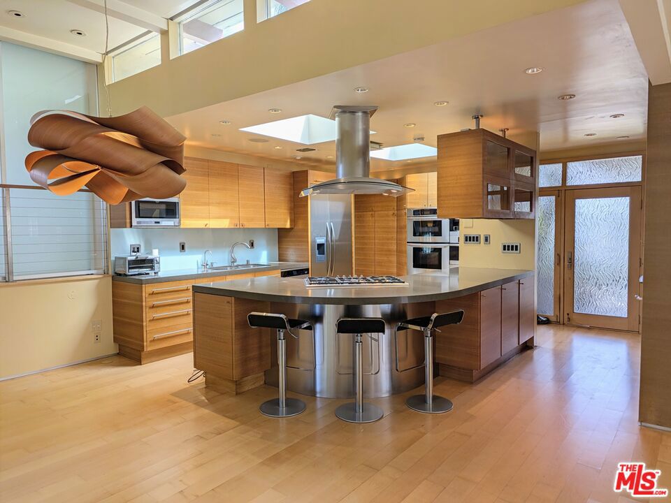 main property photo 48