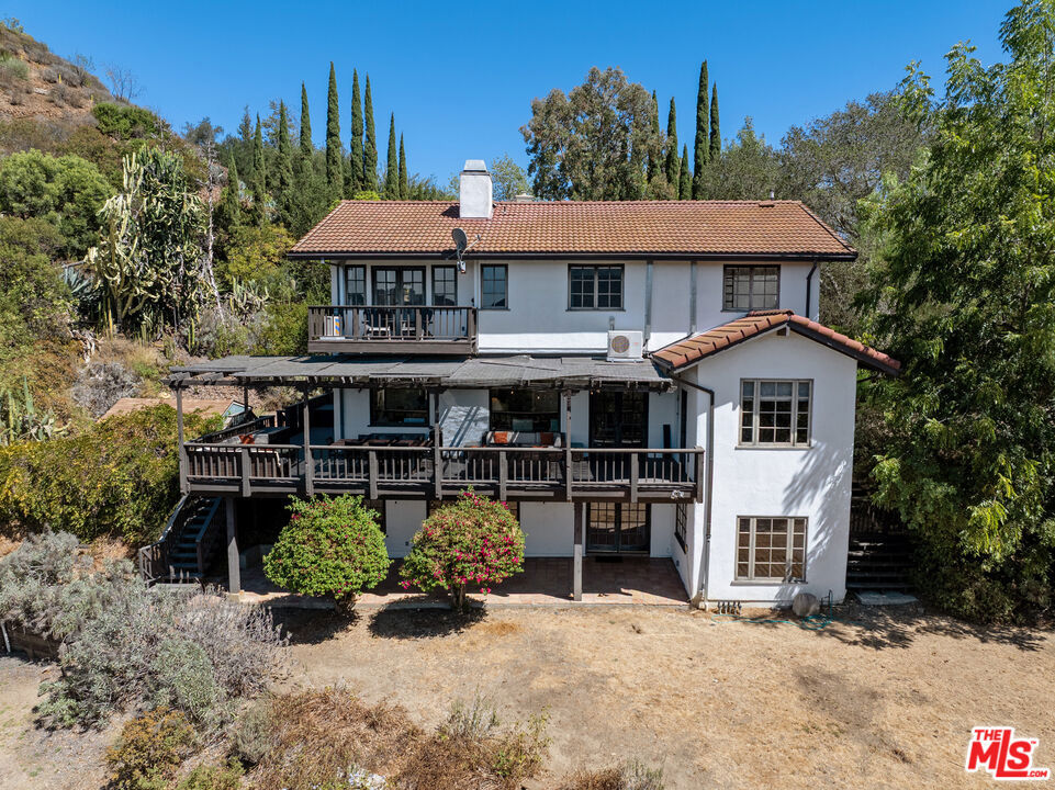 main property photo 46