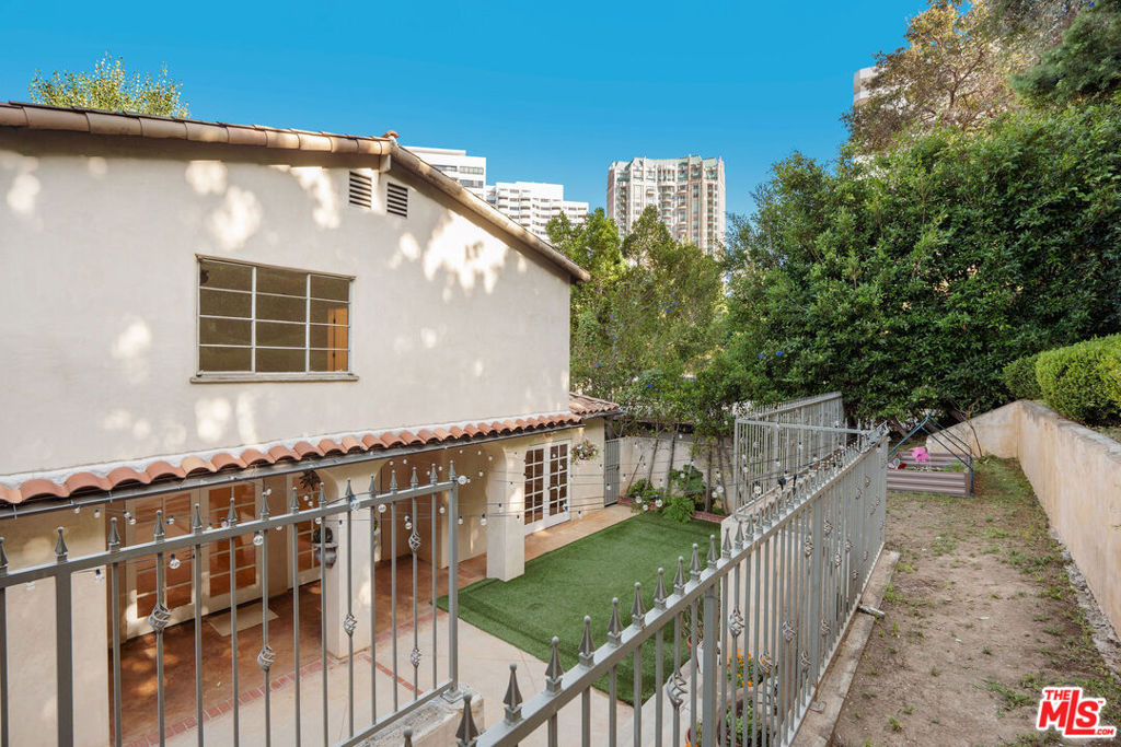 main property photo 45
