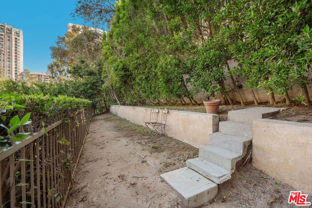 main property photo 46
