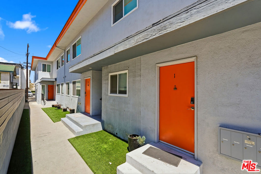 main property photo 59