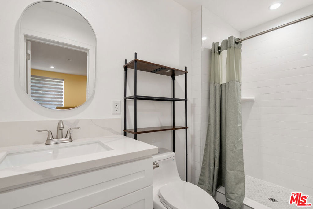 main property photo 72