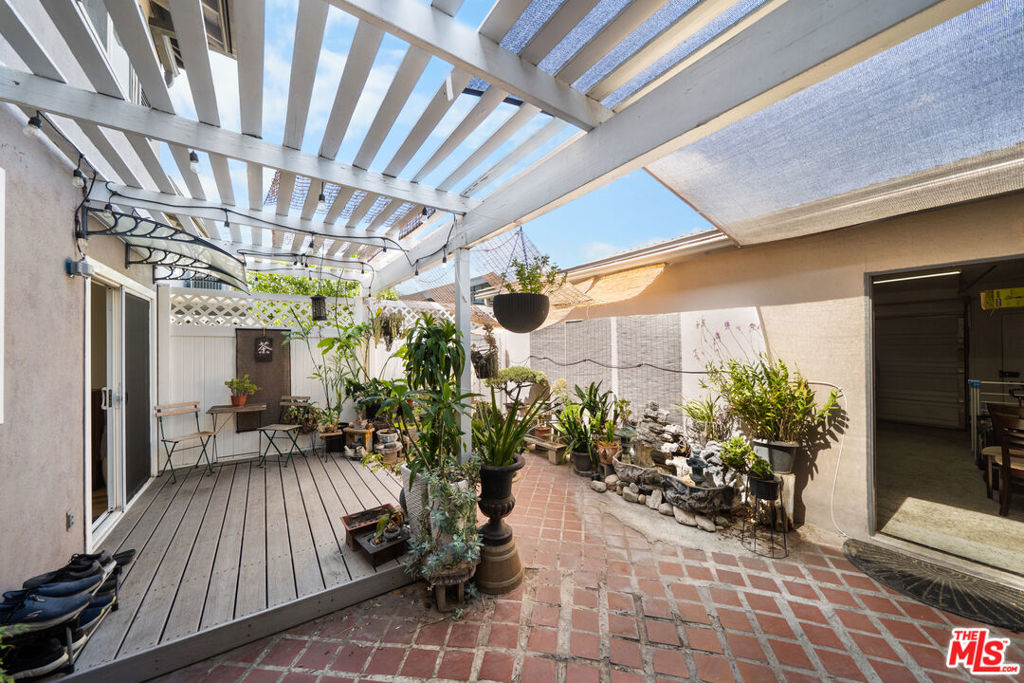 main property photo 16