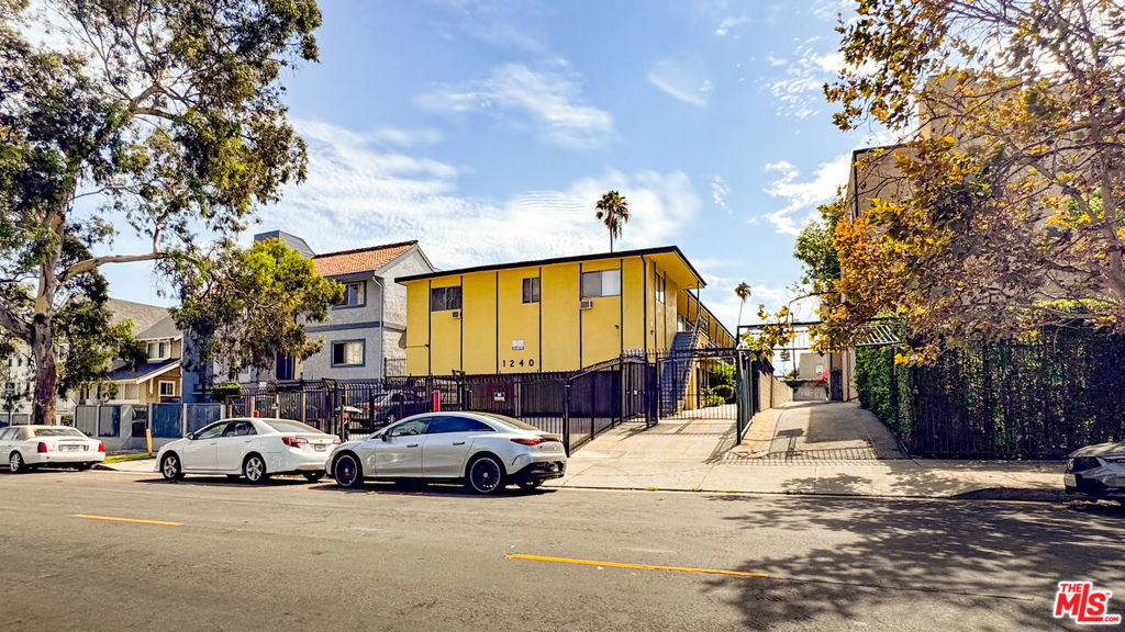 main property photo 20