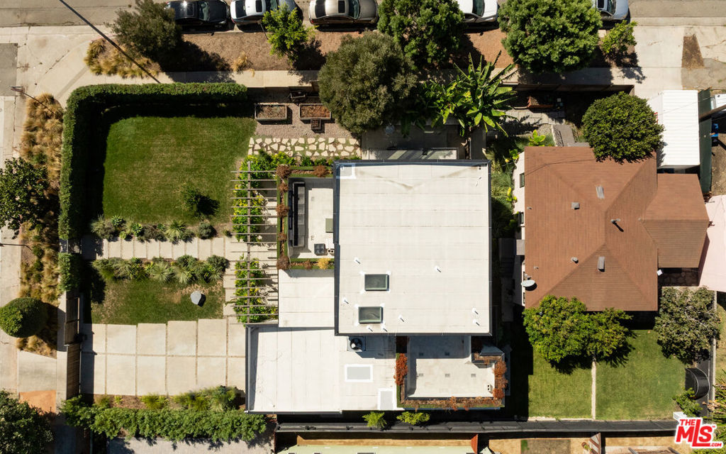 main property photo 42