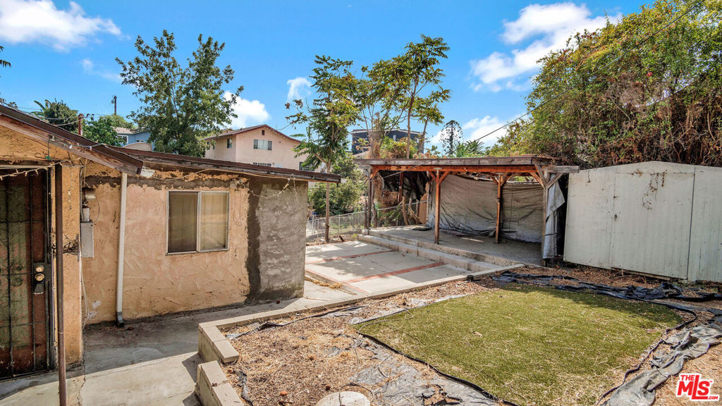 main property photo 29