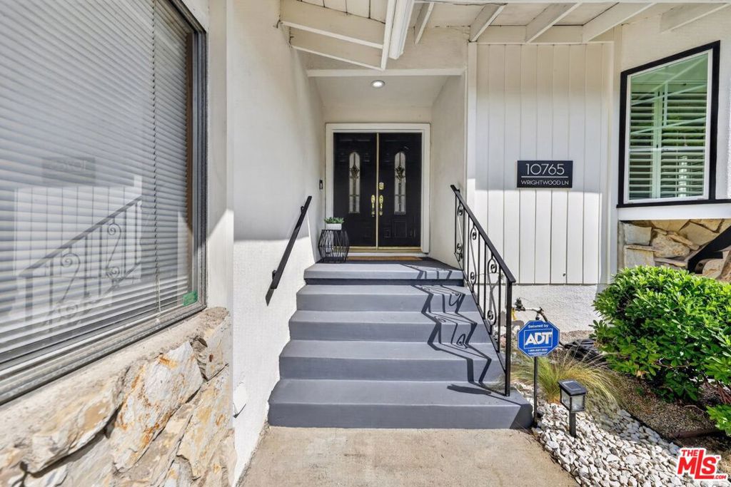 main property photo 62