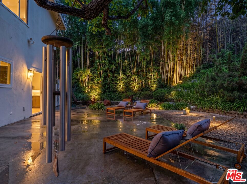 main property photo 70