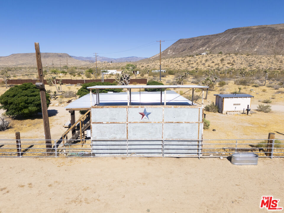 main property photo 33