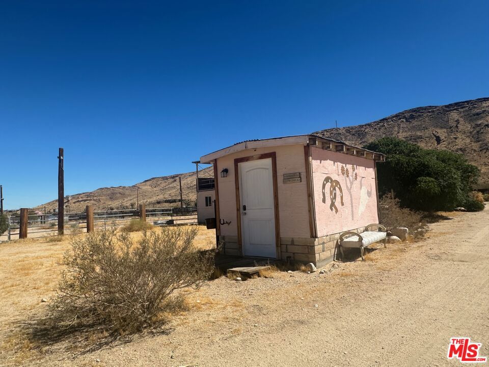 main property photo 45