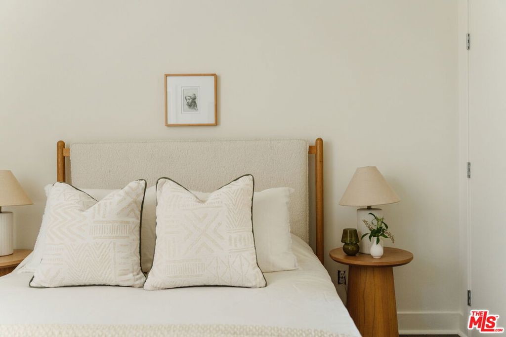 main property photo 66