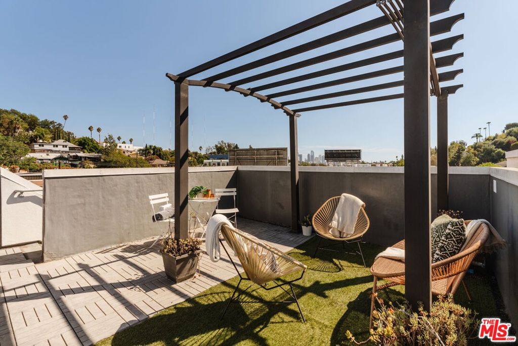 main property photo 71